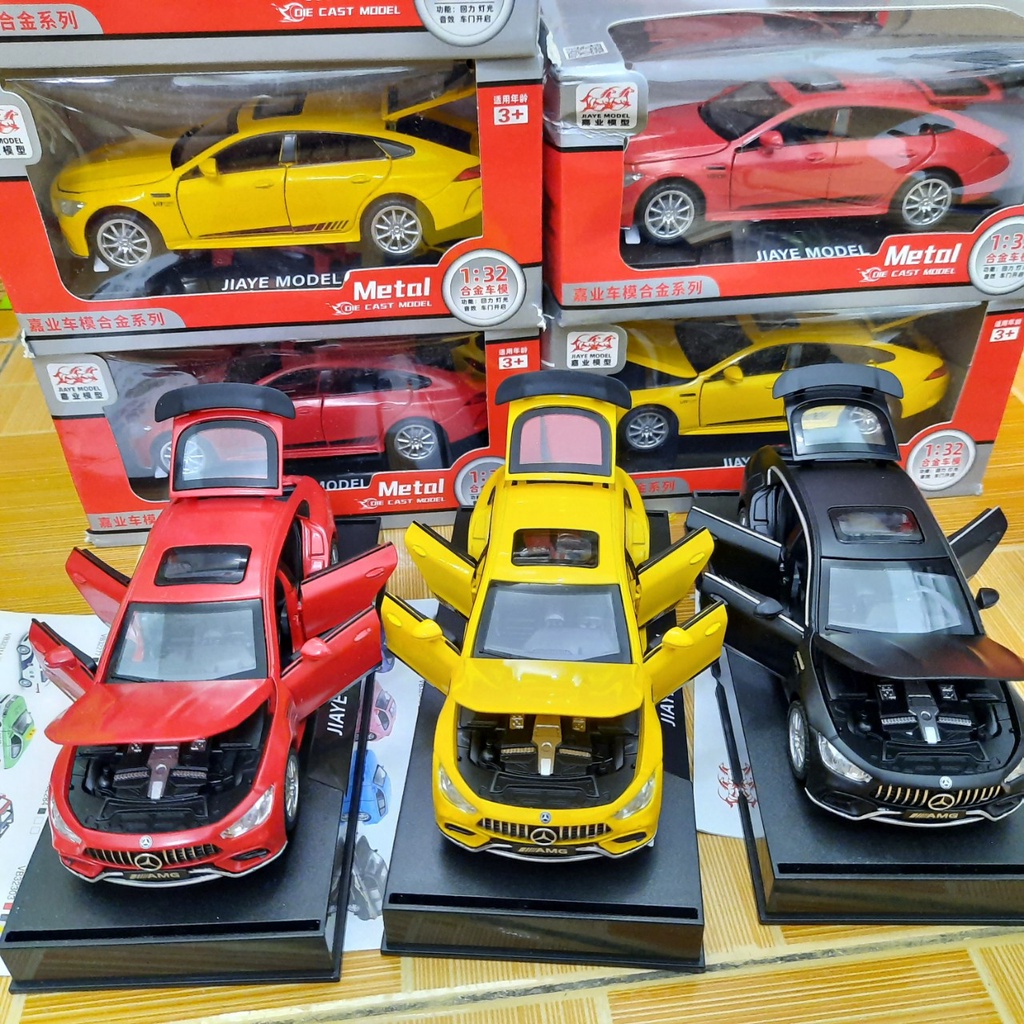 Xe mô hình ô tô Mercedes AMG GT63S tỉ lệ 1:32 bằng hợp kim mở full cửa xe có đèn và âm thanh động cơ