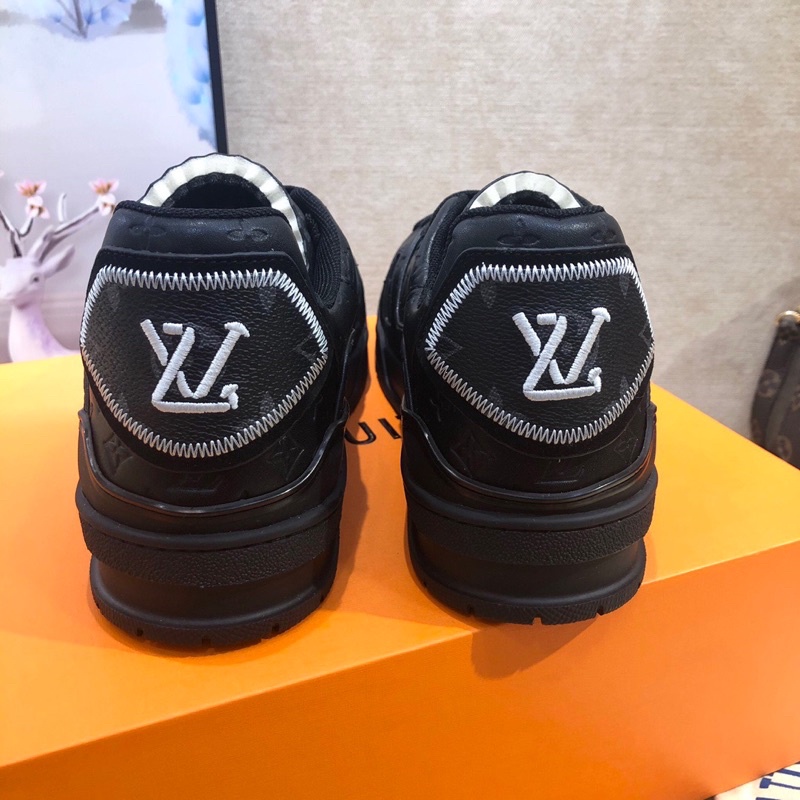 Giày thể thao nam Louis Vuitton LV da thật cao cấp màu full đen cực chất