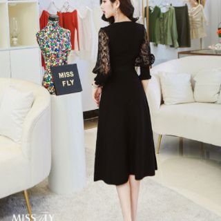 ĐẦM XÒE VINTAGE ĐEN TAY REN