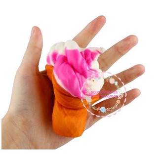 Squishy kem ốc quế 18*7*6.5cm (kèm móc treo)