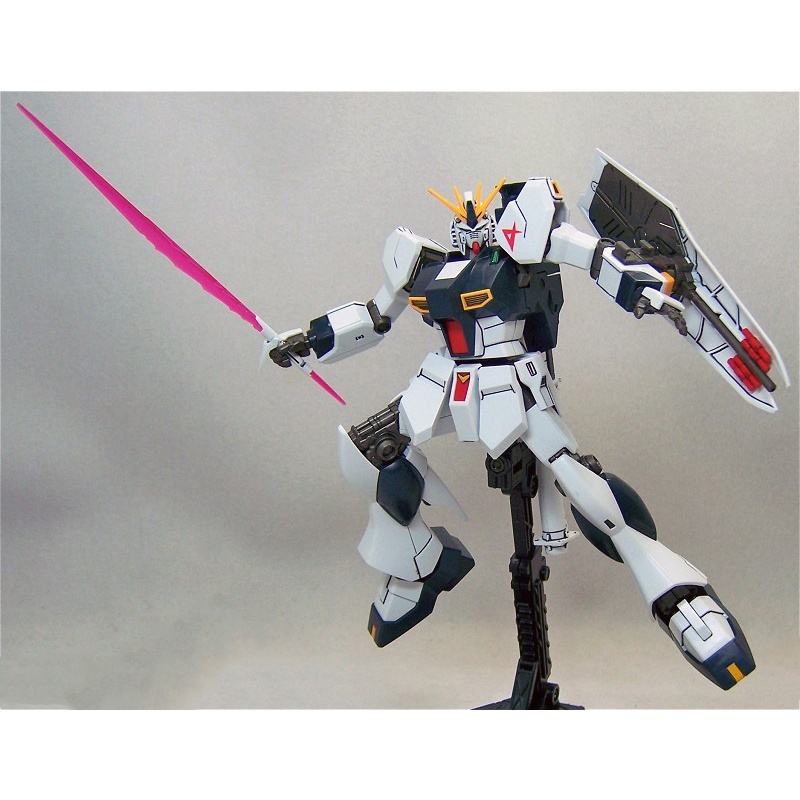 [Mã LIFEXANH03 giảm 10% đơn 500K] Mô hình Gundam Bandai HG UC 086 RX-93 V Gundam 1/144 MS Gundam [GDB] [BHG]