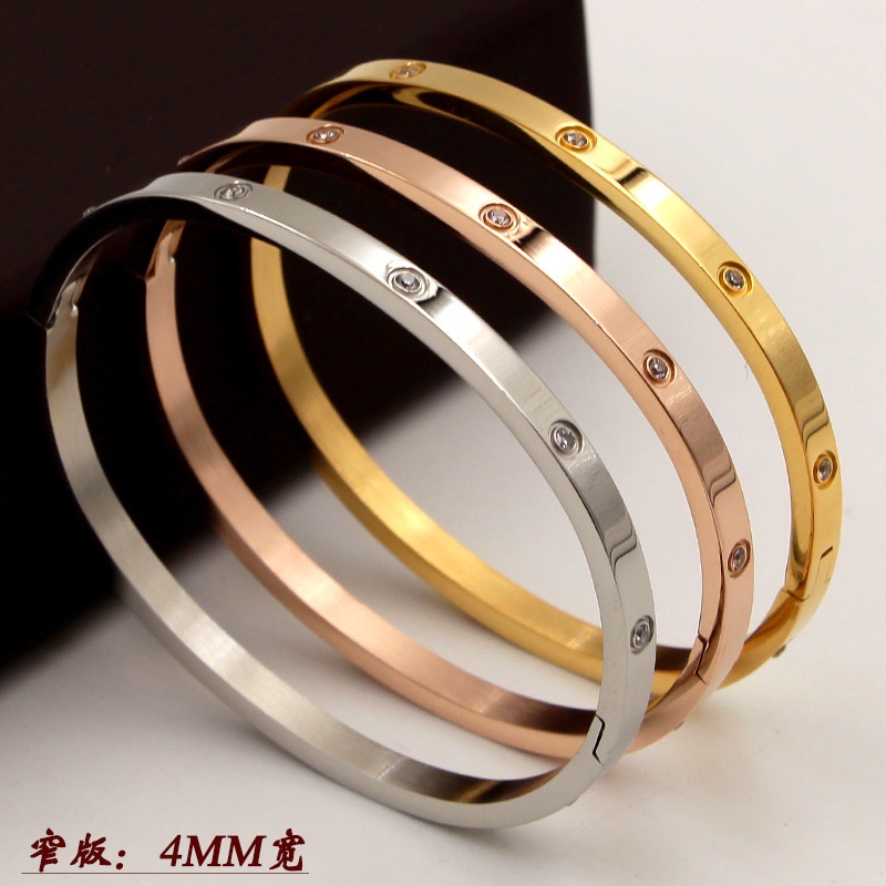 Vòng tay nữ titan simple đính đá H2-108 - CAM KẾT KHÔNG BAY MÀU