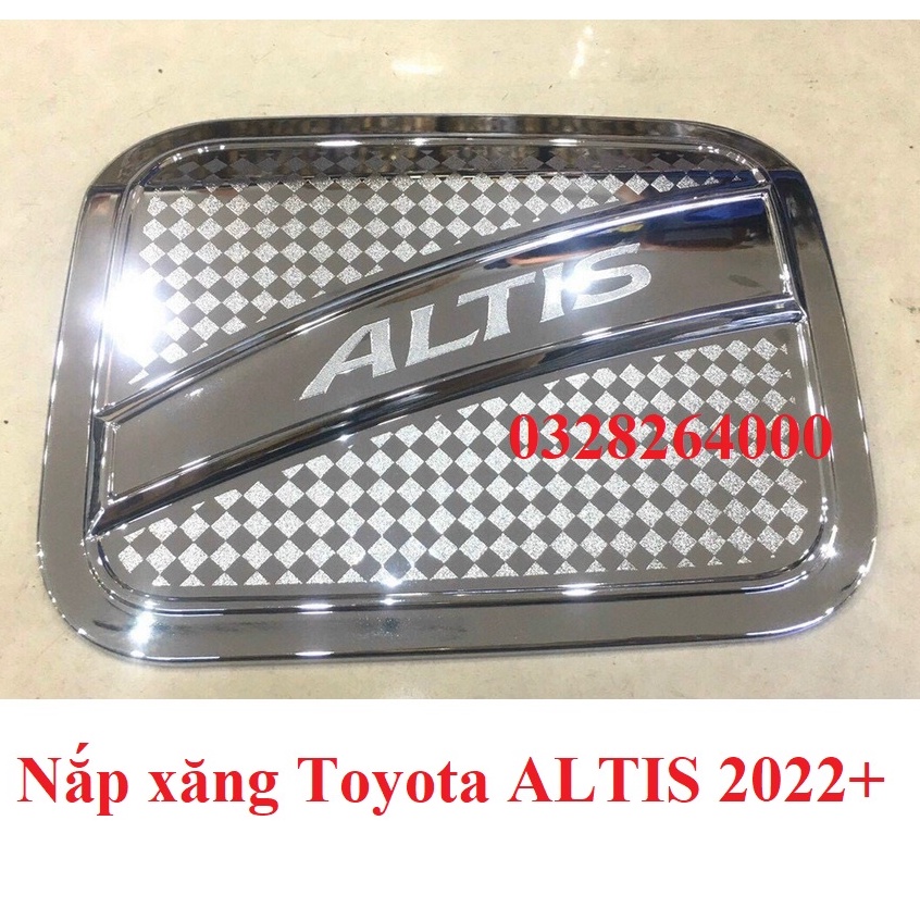 Ốp nắp bình xăng xe Toyota Altis 2022, 2023 nhựa ABS mạ crom cao cấp