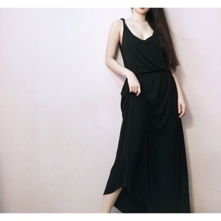 Đầm maxi thun lụa hở lưng giọt nước
