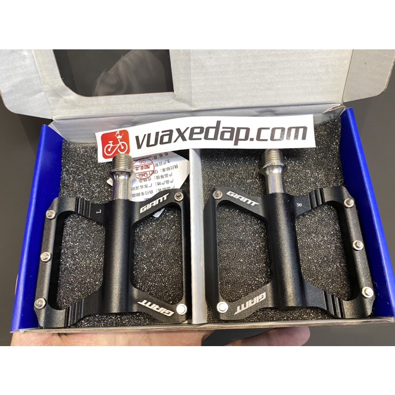 BÀN ĐẠP PEDAL GIANT – BUTTERFLY