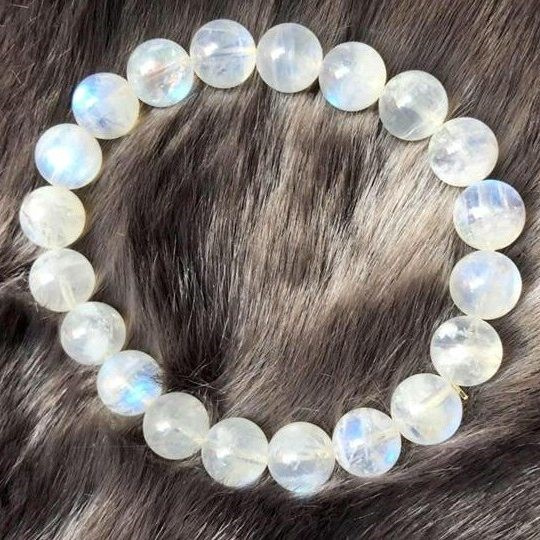 VÒNG TAY ĐÁ MẶT TRĂNG, VÒNG ĐÁ MOONSTONE - PHONG THỦY VƯỢNG TÀI