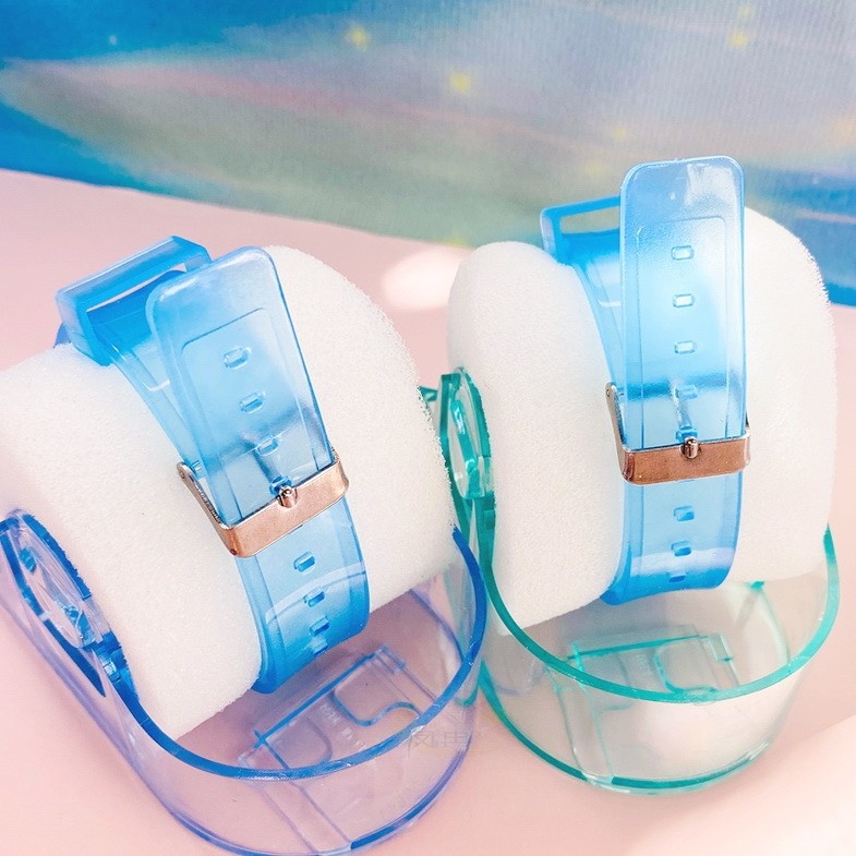 Đồng Hồ Đeo Tay Có Đèn LED Nhiều Màu Thời Trang Cho Bé