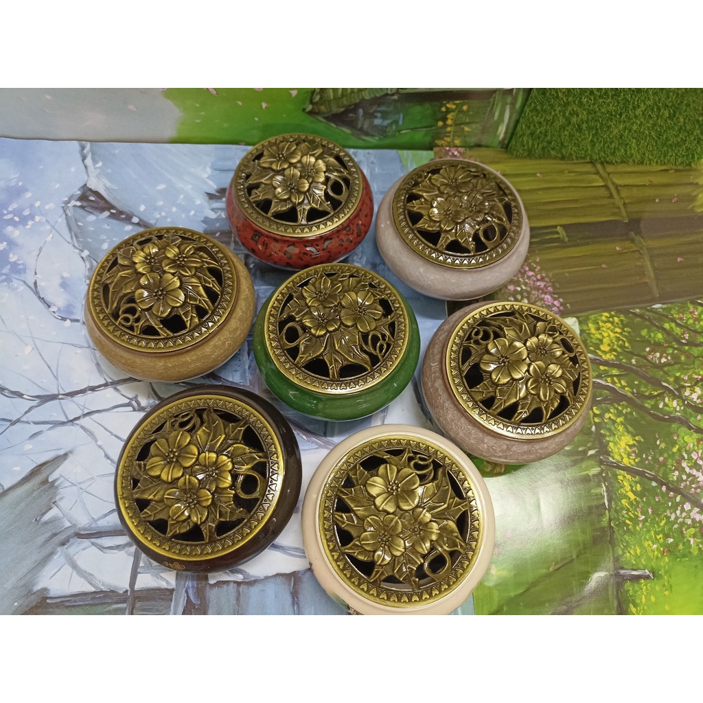 LƯ SỨ XÔNG TRẦM HƯƠNG