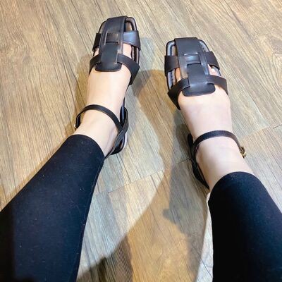 ROSA FACTORY - GIÀY SANDAL NỮ THỜI TRANG QUAI RỌ ĐẾ BỆT -SD-0298