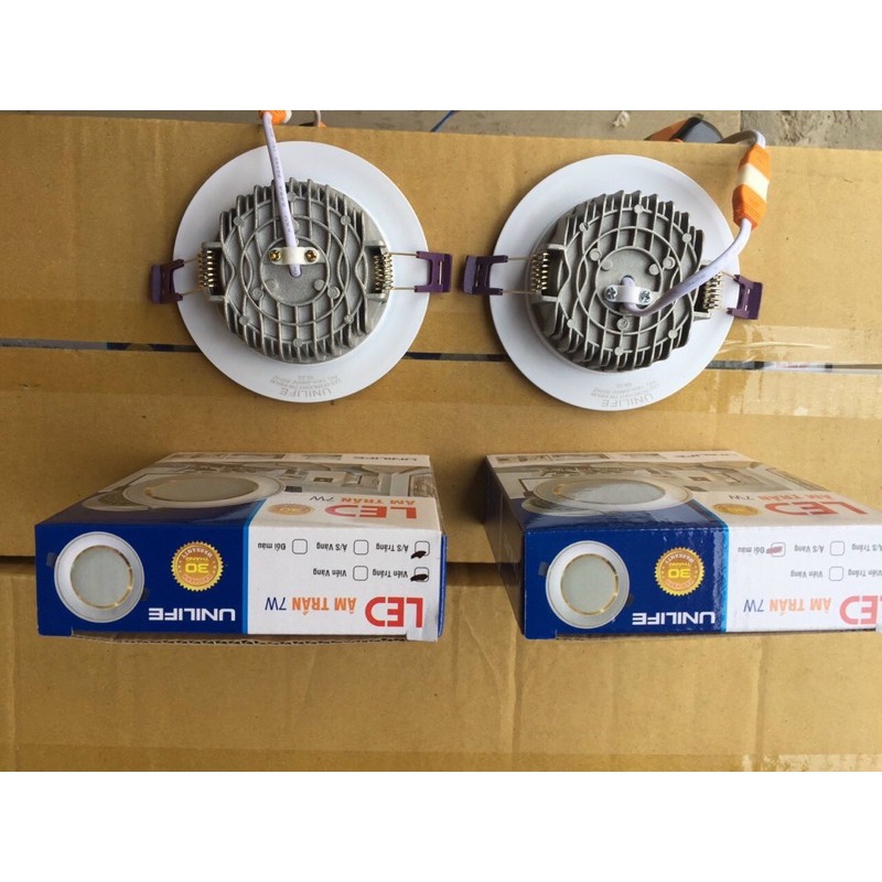 Đèn led âm trần downlight Unilife phi 90/7w đế nhôm tản nhiệt