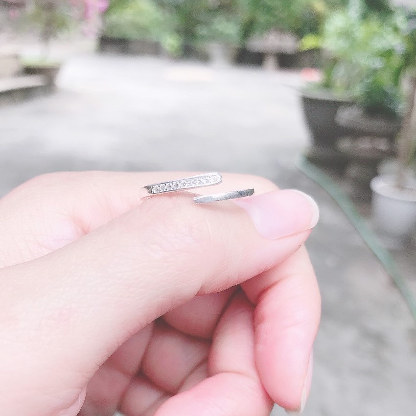 Nhẫn bạc nữ dạng hở đính đá 1 bên NH001 -Chất liệu bạc ta trang sức Bạc Evasilver