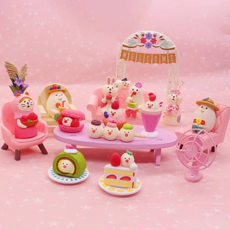 Mô Hình chú mèo Zakka Phong Cách Nhật Bản Serie Tiệm Socola Dâu Tây