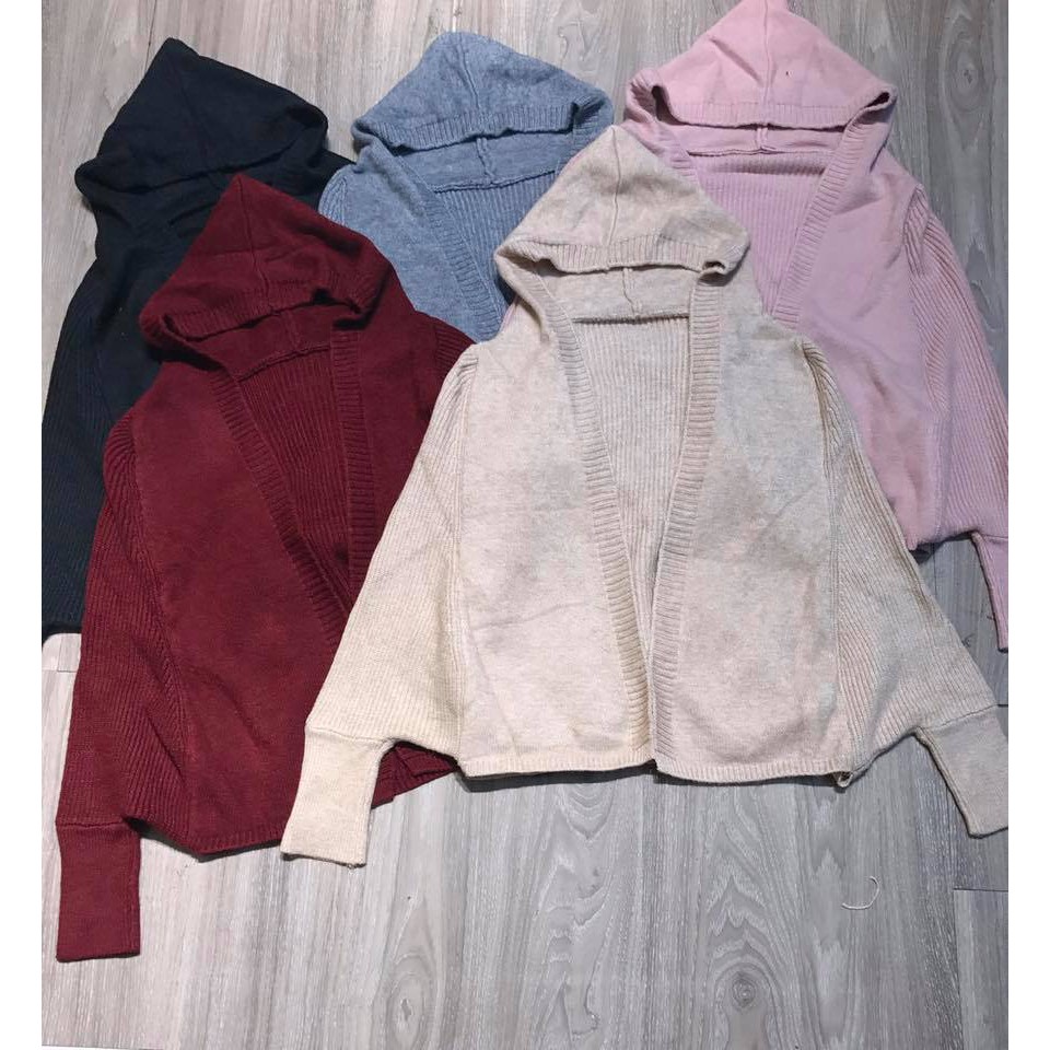 Áo Khoác Len Cánh Dơi