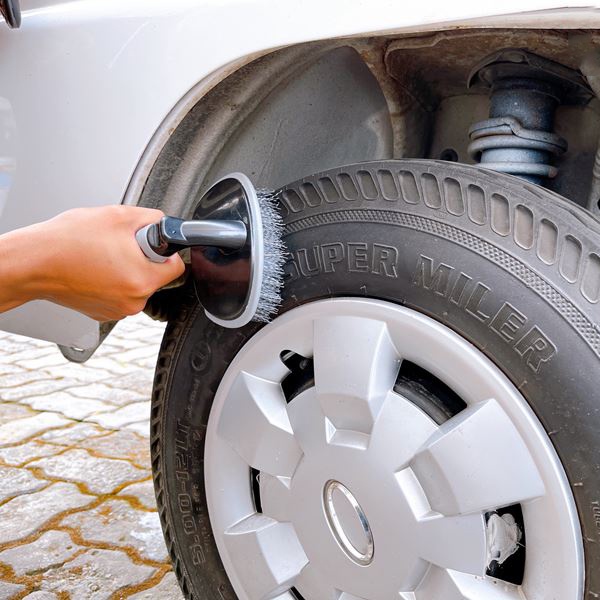 Bàn chải cọ lốp ô tô chà lốp Taiwan vệ sinh vỏ lốp xe ô tô cọ rửa khe kẽ Nhật Bản Mart