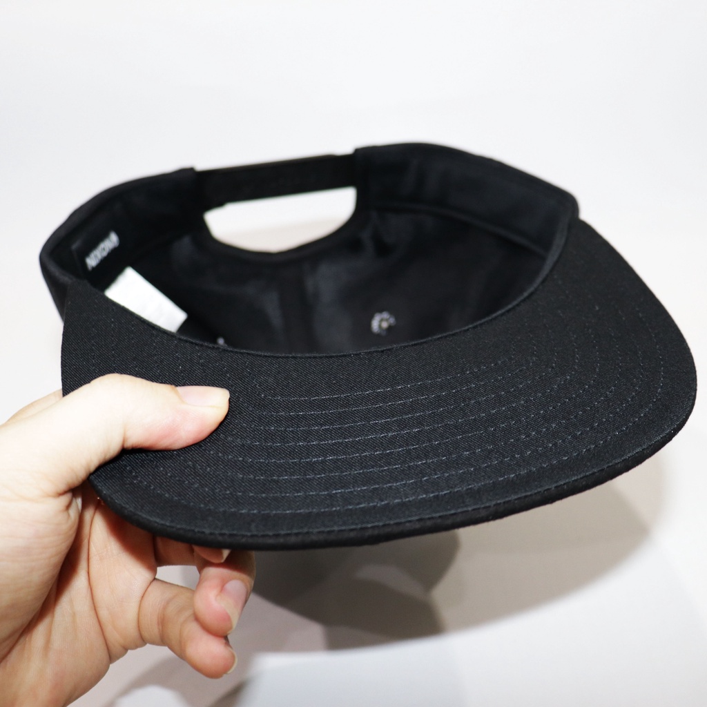 Nón NHS Snapback Full Đen Kết Da Lộn Đen Logo Vuông Nix001.