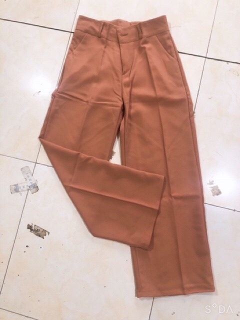 Quần culotes cạp cao khoá trước chất vải mềm co giãn nhẹ | BigBuy360 - bigbuy360.vn