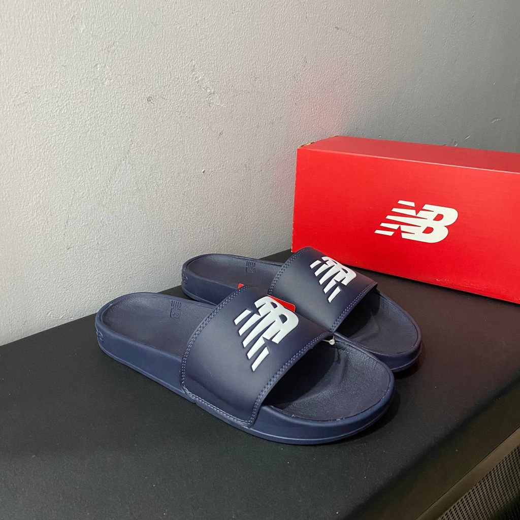 Dép NB Thể Thao Thời Trang Màu Xanh Navy Logo Trắng Nam Nữ Có Sẵn SMF200N1