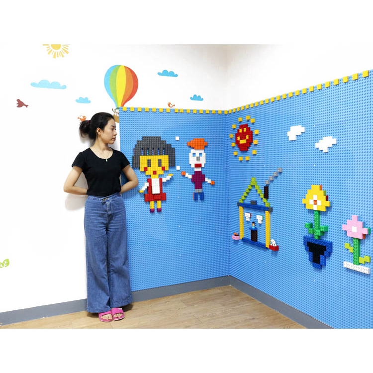 Tấm đế dùng để lắp ráp đồ chơi xây dựng 51x25.5cm thiết kế sáng tạo cho bé