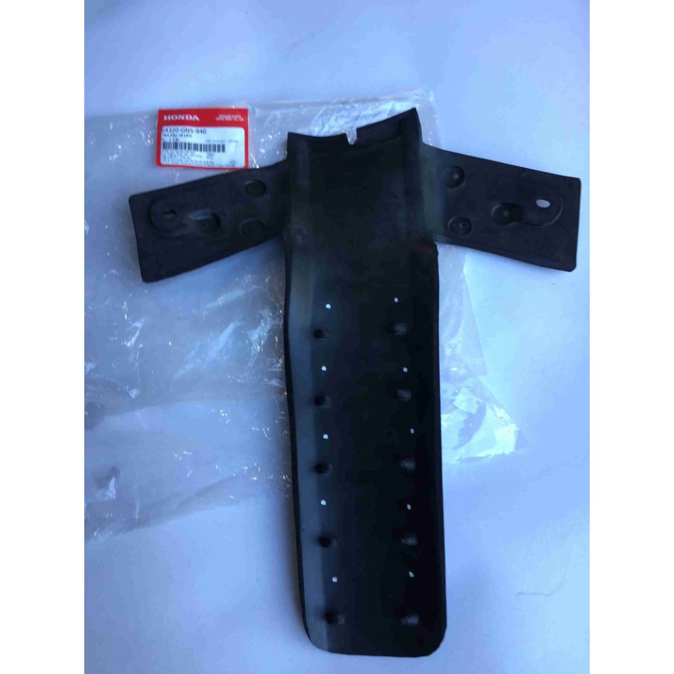 Dải yếm xe Bửng Xe Dream  - Cao su lưỡi trâu gắn yếm bửngDream Việt và dream Thái các đời , chuẩn zin 100%