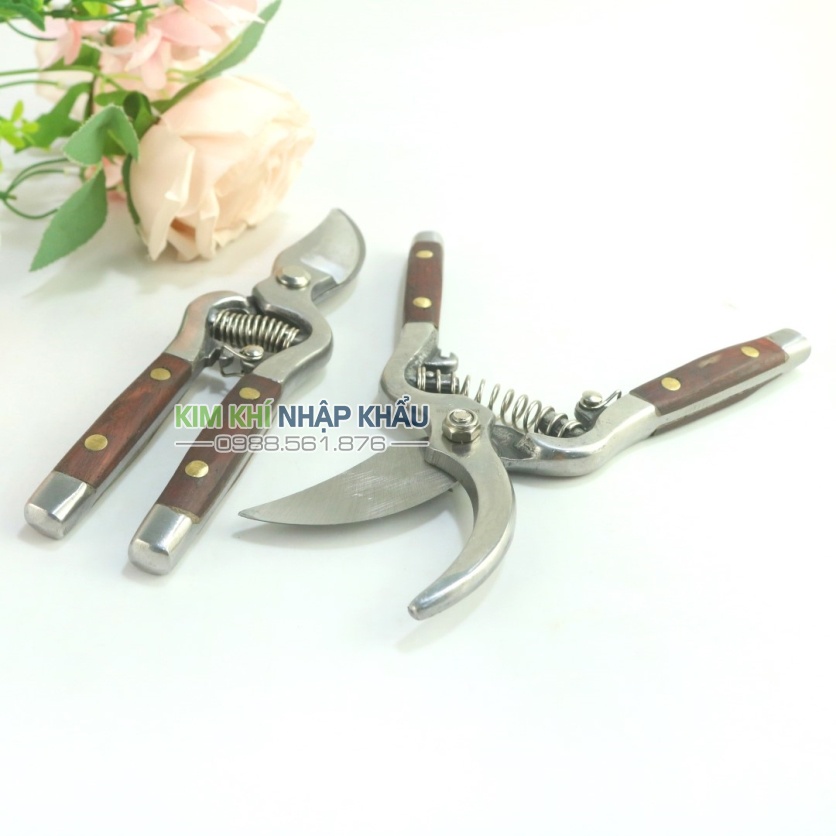 Kéo tỉa cây, kéo cắt tỉa cành thép trắng Nhật Bản - K84