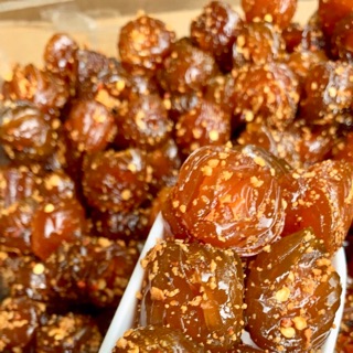 Mận rim lắc muối