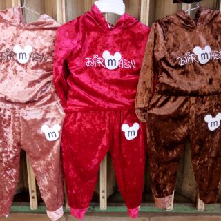 1 Bộ nhung màu nâu lỗi