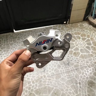 trọn bộ heo nisin và pass nhôm gắn cho  xe winner  heo trước