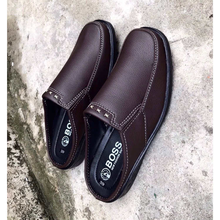 Dép sapo nam cao cấp, mẩu mới, mã SP17, size từ 38-43, da mềm, đế khâu sẳn rất chắc chắn