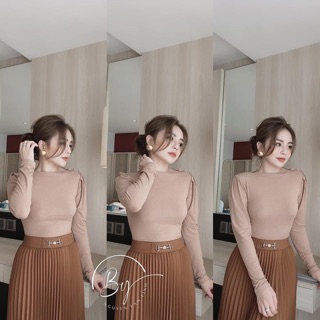 ÁO THUN ZIP KHUY VAI ĐEN/BE