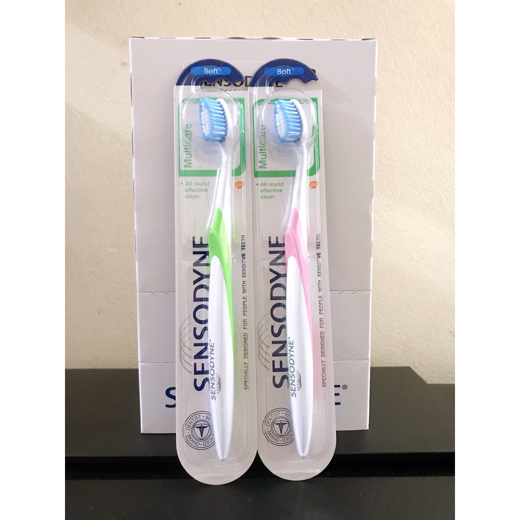 BÀN CHẢI ĐÁNH RĂNG SENSODYNE MULTICARE SOFT