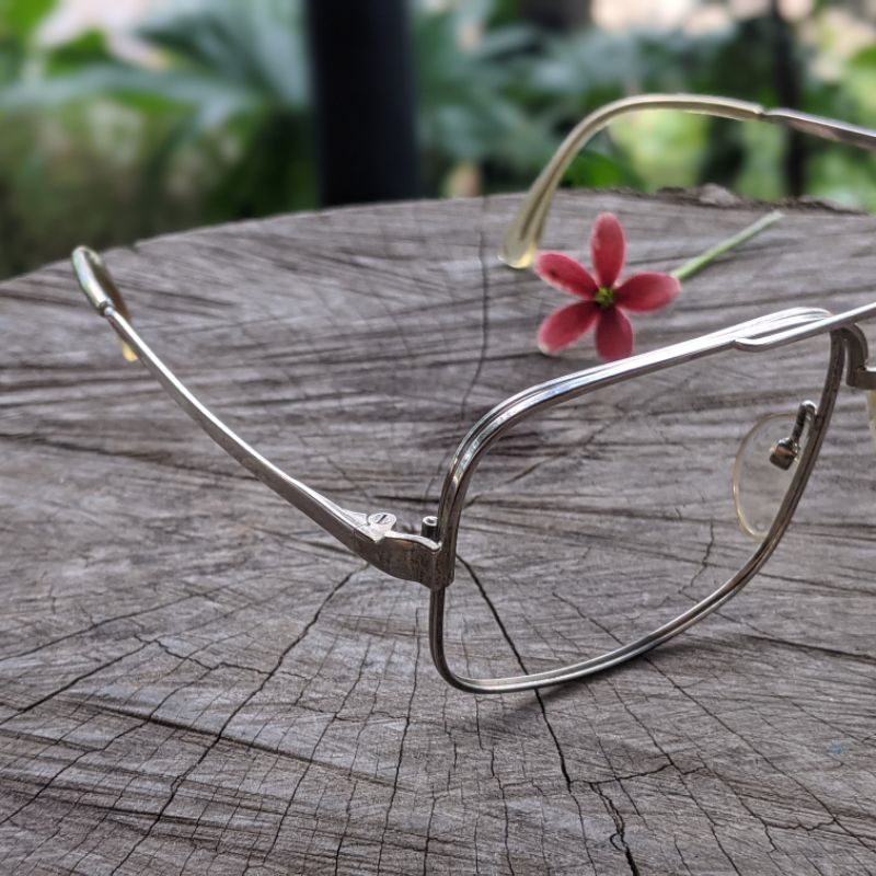 Gọng kính nội địa Nhật thương hiệu Hoya