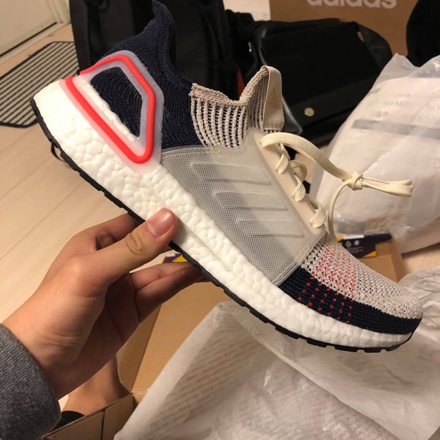 Ultra boost 2019 trắng