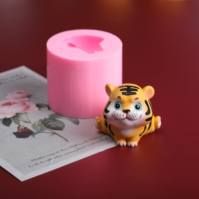 Khuôn silicone tạo hình làm nến thơm hình hổ DIY