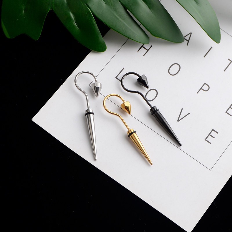 Khuyên tai titan unisex đinh móc không gỉ