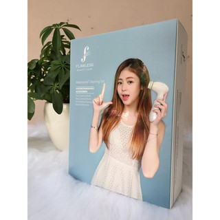 MÁY RỬA MẶT CỌ NANO FLAWLESS