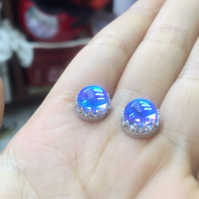 Khuyên tai đá H xanh dương nhân tạo cao cấp siêu long lanh bạc thật viền vương miện aurora