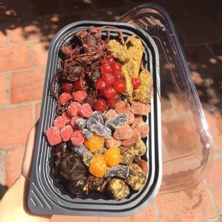 HỘP 500GR Ô MAI MIX VỊ NGẪU NHIÊN 9_10 VỊ NGUYÊN LIỆU TUYỂN CHỌN