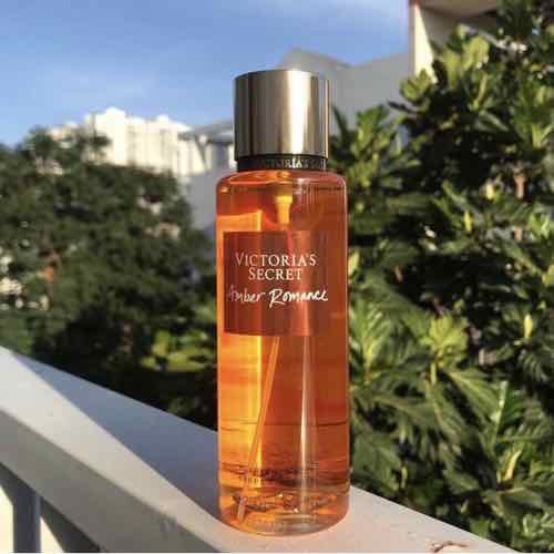 ☛☛ Xịt Thơm Body Mist Victoria’s Secret - AMBER ROMANCE (30ml-50ml-100ml- 250ml) ☚☚ | BigBuy360 - bigbuy360.vn