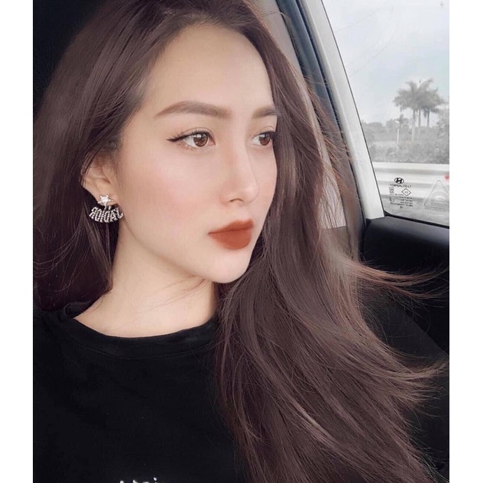 Hoa tai con ong hai bên khác nhau sang chảnh SẴN GIAO NGAY