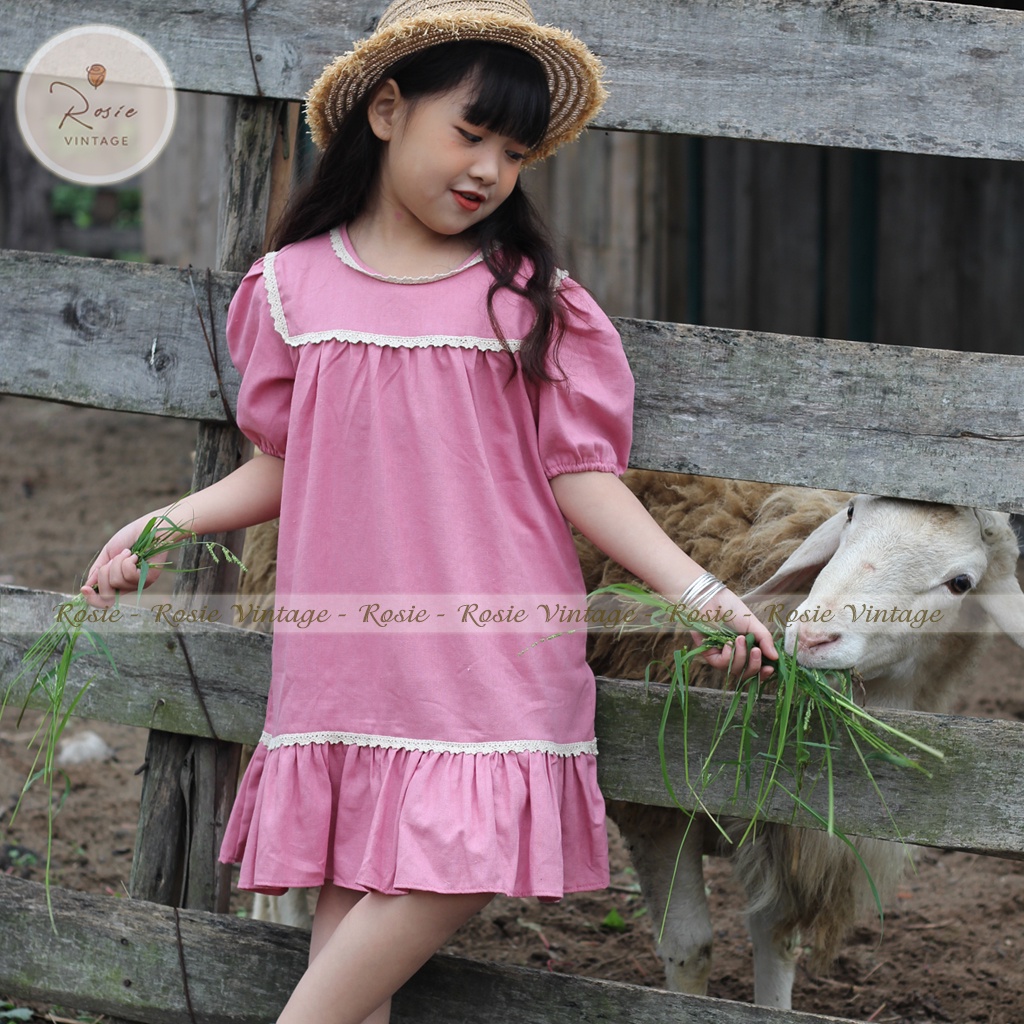 Váy Linen hồng viền ren ROSIE V17, chất vải tự nhiên 100% thấm hút mồ hôi cực tốt cho bé gái từ 9 - 36kg