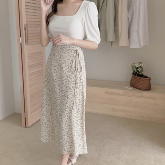 Bộ Áo Sơ Mi Cổ Chữ U + Chân Váy Midi Lưng Cao Dáng Ôm In Hoa Kiểu Vintage Hàn Quốc Đơn