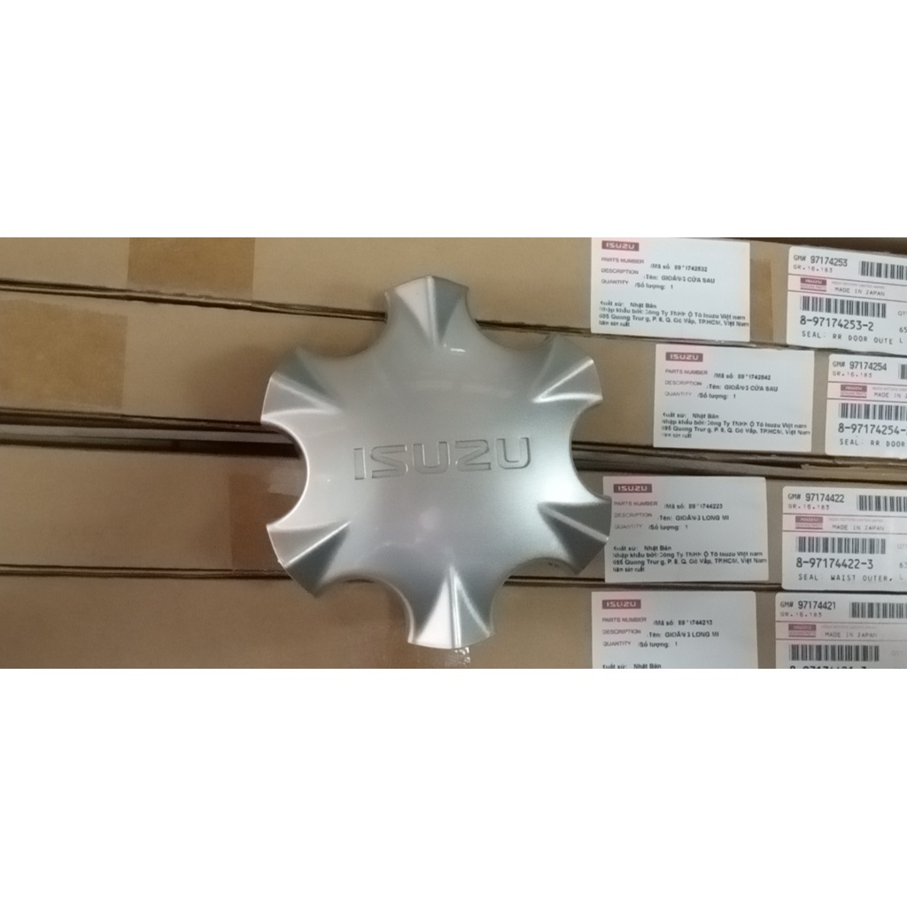 Nắp chụp mâm bánh xe ISUZU Hilander hàng chính hãng