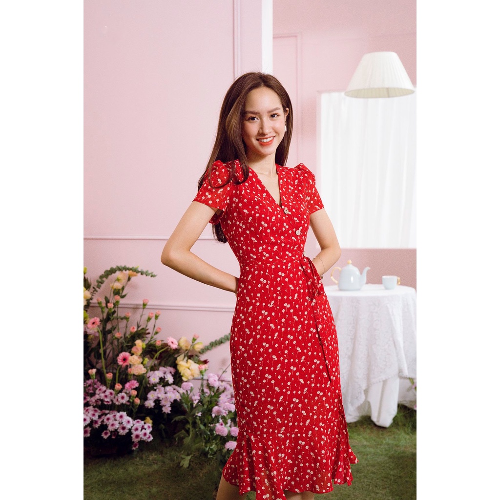 váy du lịch, đồ đi biển dáng dài cúc lệch buộc eo màu đỏ họa tiết hoa đủ 4 size e-1235