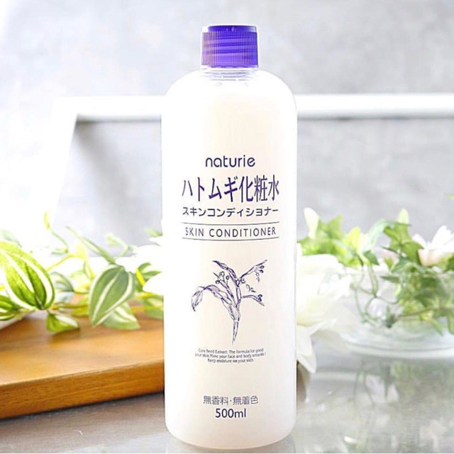 Nước hoa hồng Naturie Hatomugi Skin Conditioner giúp cân bằng da, cấp ẩm,hỗ trợ làm sáng da ngừa thâm dung tích 500ml