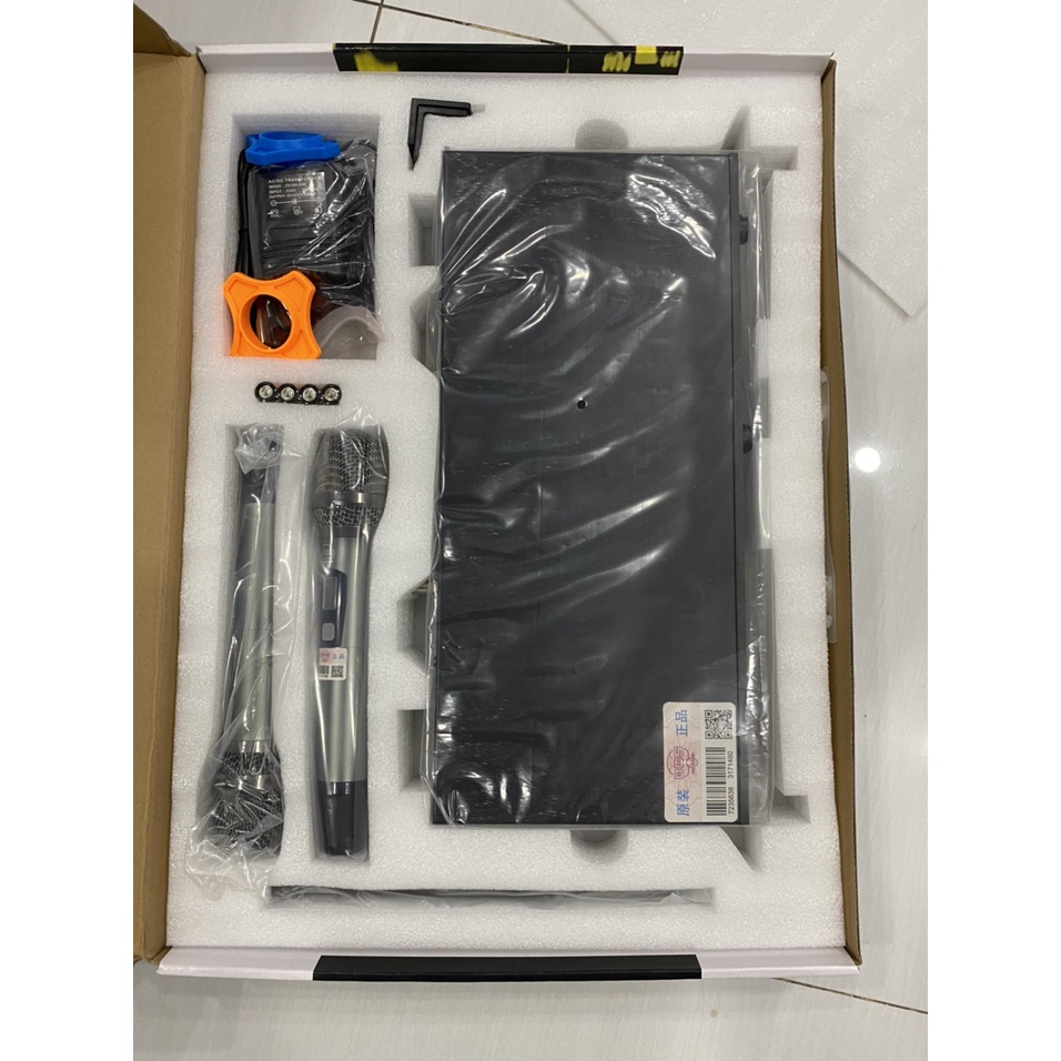 MICRO KARAOKE KHÔNG DÂY BBS U898