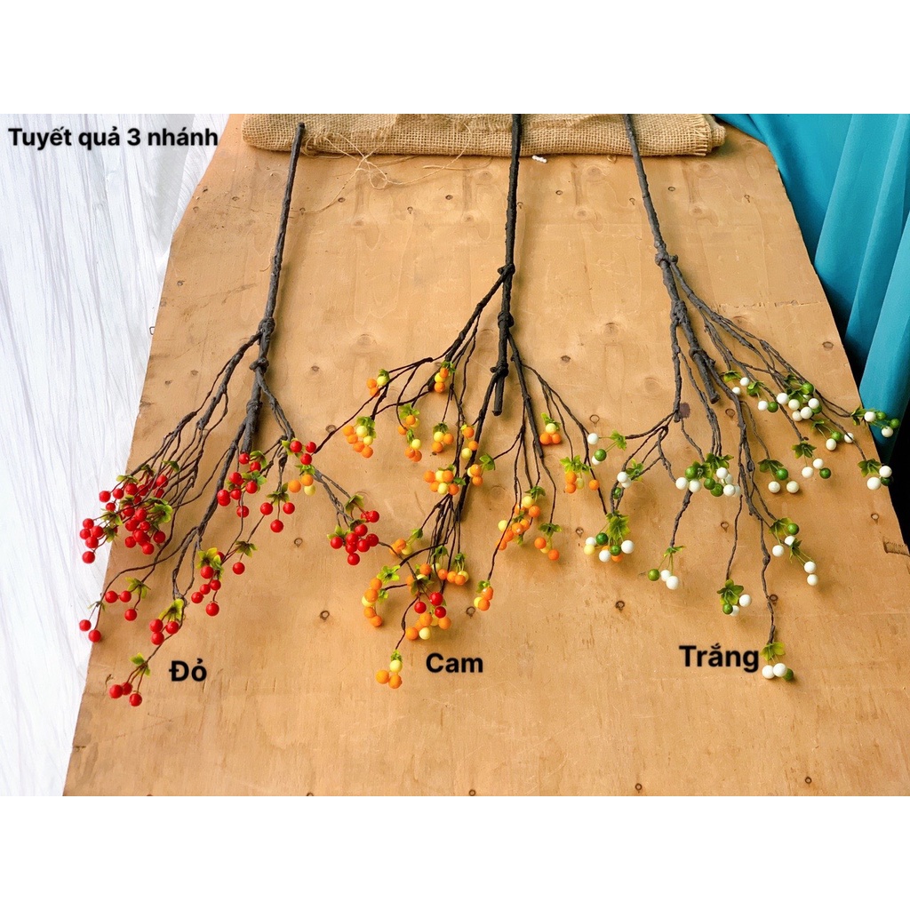 Cành tuyết quả loại cao cấp,điểm bình hoa,decor,trang trí