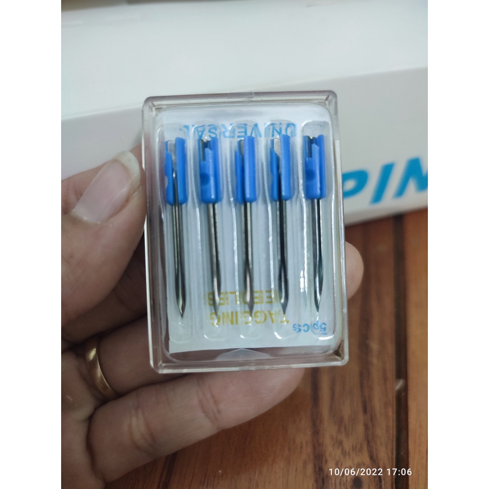 Máy bấm tag,súng gắn mác quần áo,phụ kiện cho shop thời trang