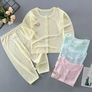 Bộ thông hơi dài tay cúc giữa unchi