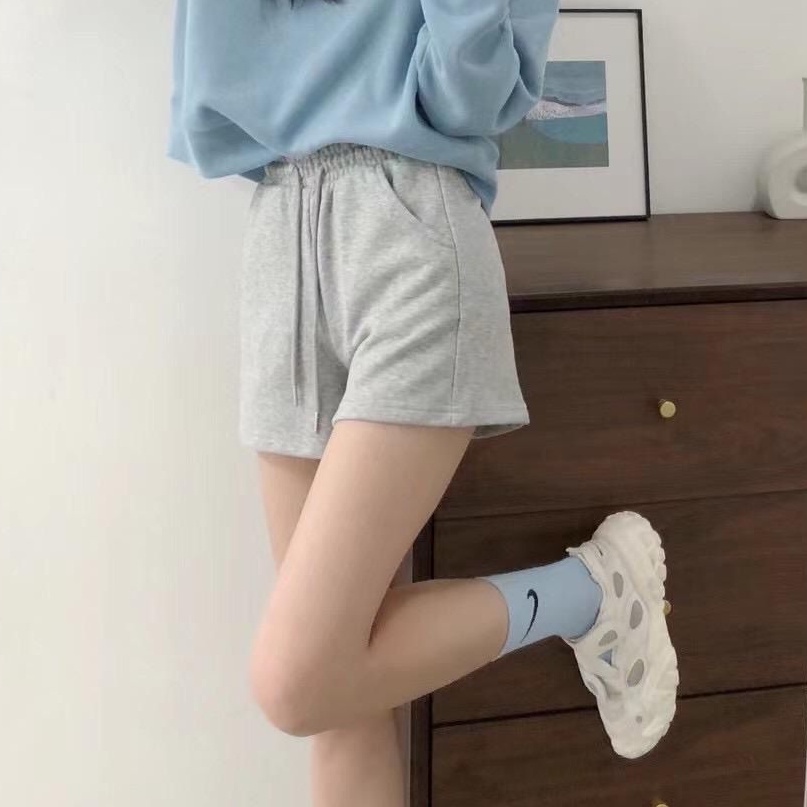 Quần short thể thao lưng cao ống rộng bằng cotton màu sắc đơn giản thời trang mùa hè cho nữ | BigBuy360 - bigbuy360.vn