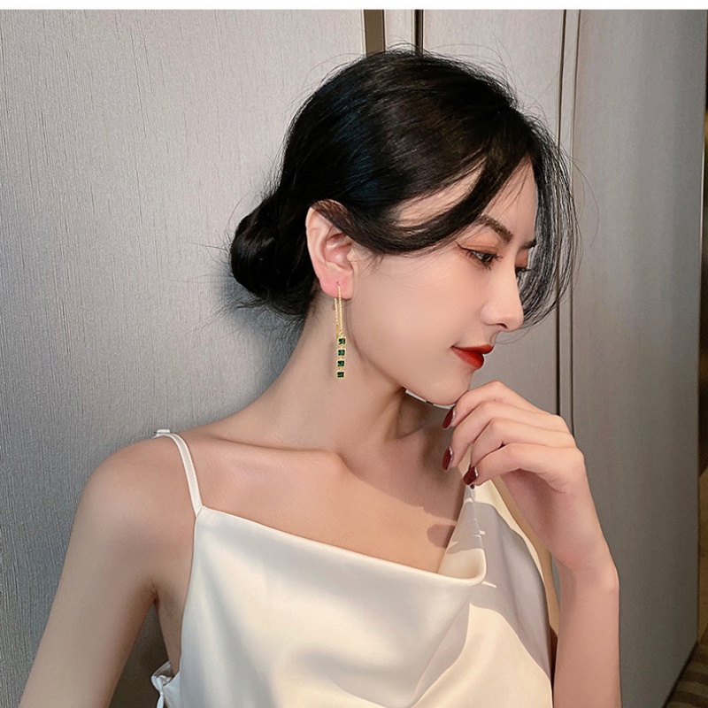 Bông Tai Hình Vuông Đính Đá Sang Trọng Cho Nữ